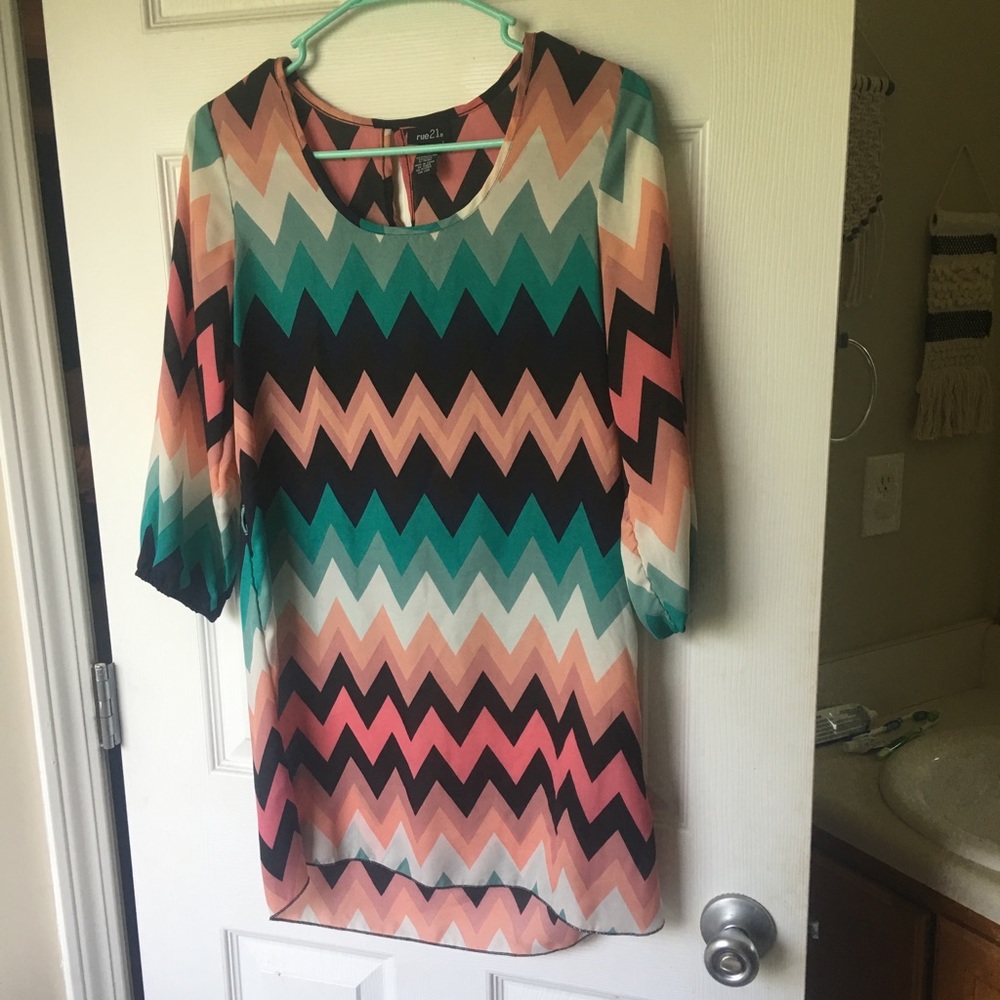 Chevron top
